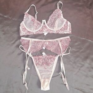 White Floral Lingerie Set